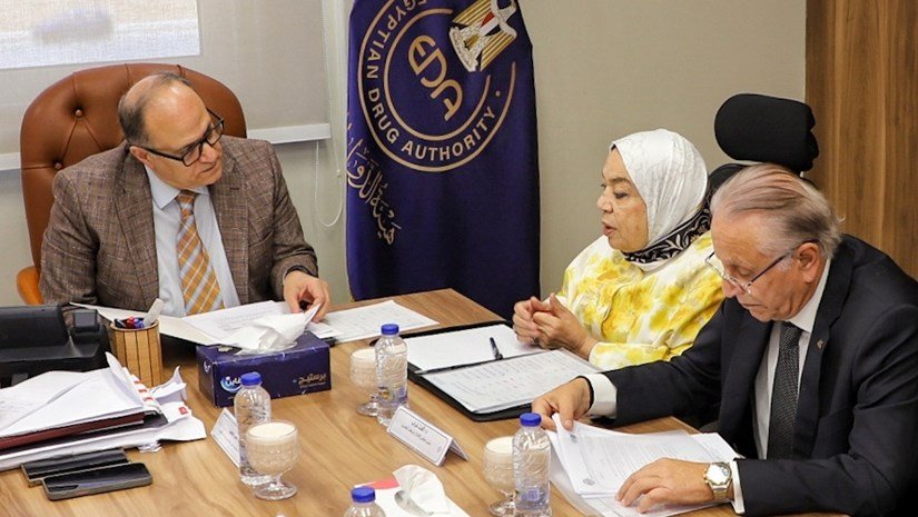 هيئة الدواء المصرية تبحث مع شركات اكديما تعزيز التصنيع المحلي ودعم الأمن الدوائي